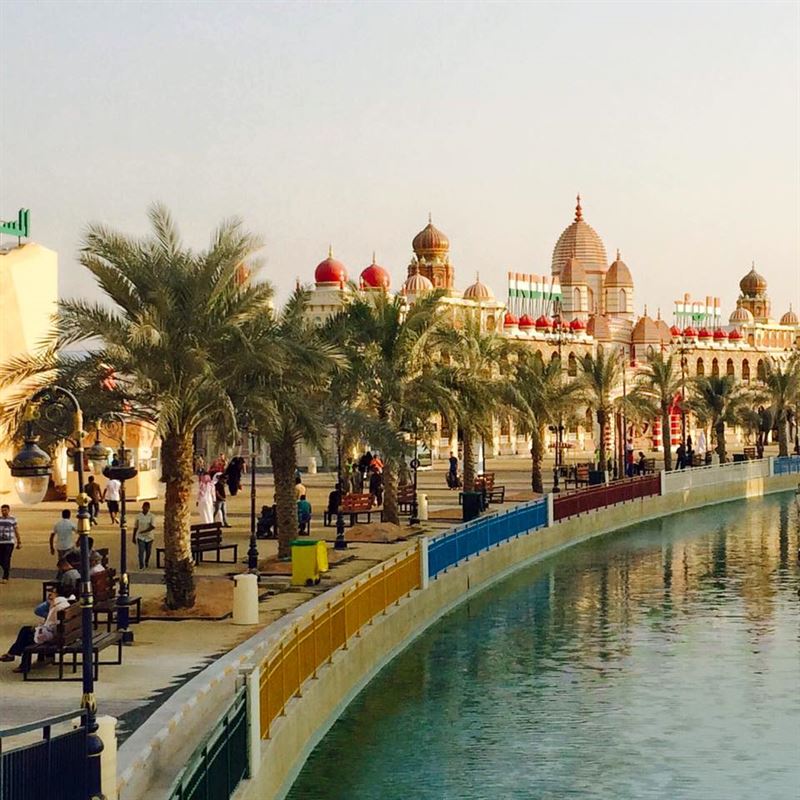 Global village dubai фото